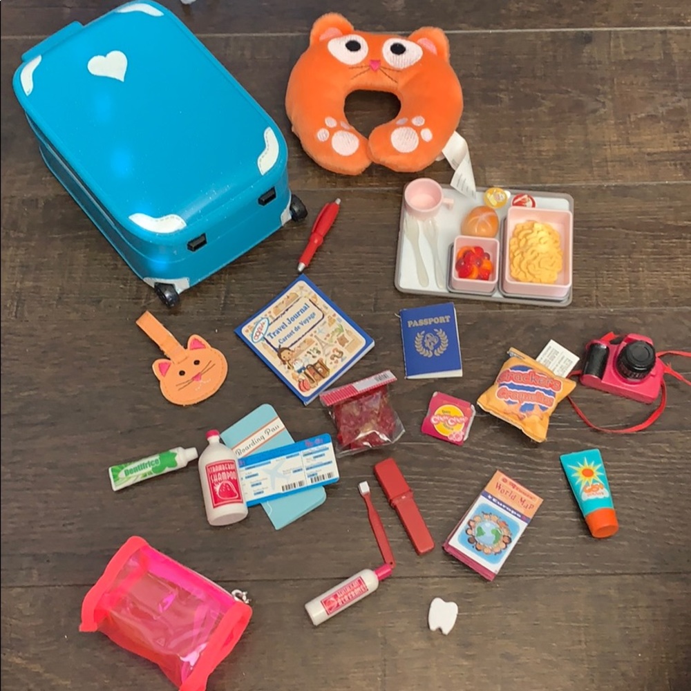 american girl luggage set